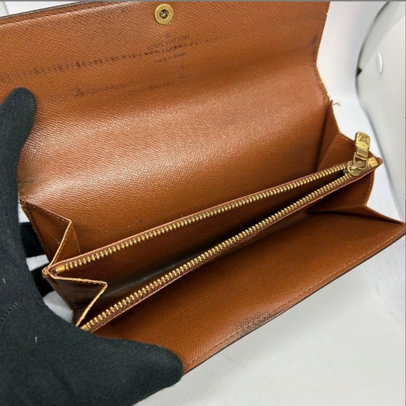 Louis Vuitton monogram leather wallet - Picture 6 of 12